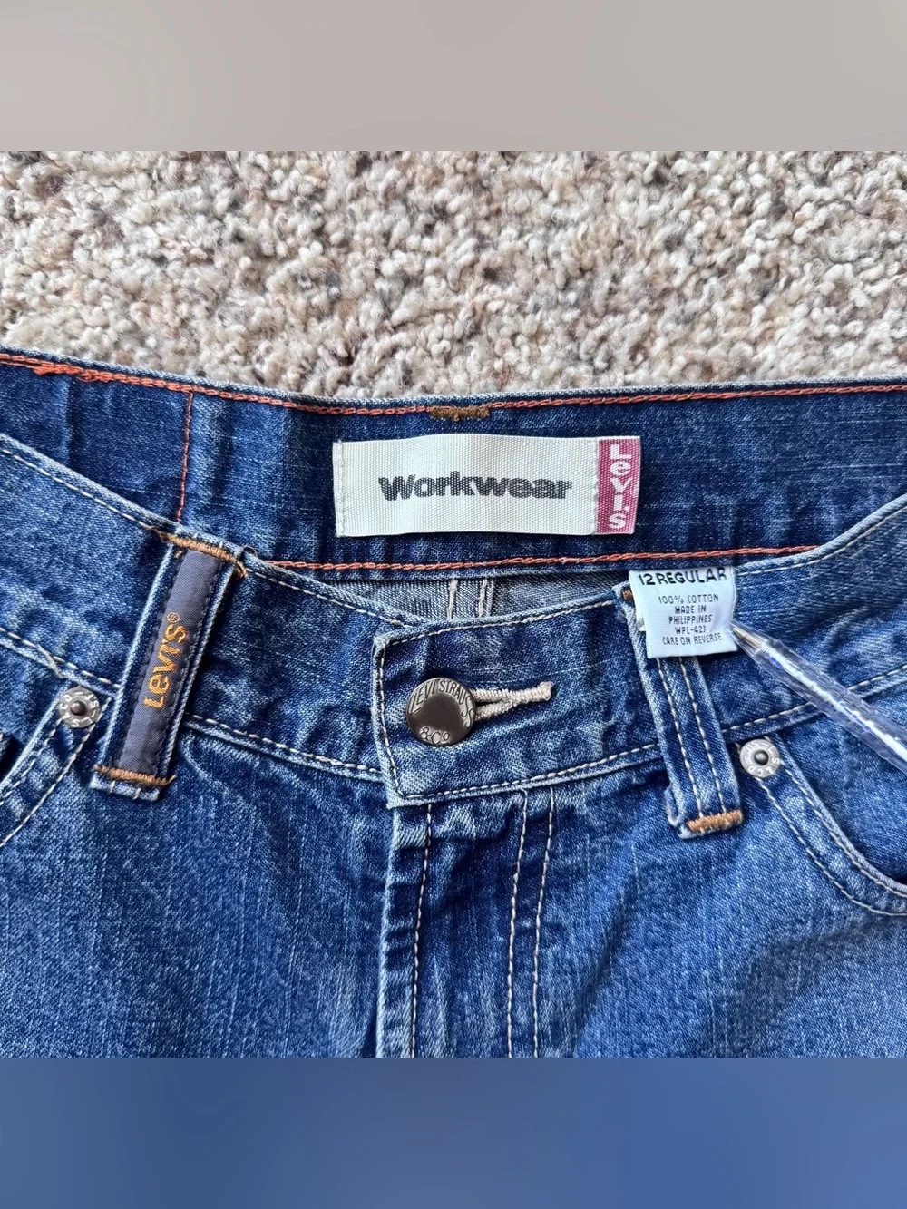 Vtg Levi’s Workwear 12 Carpenter Denim Jorts Y2K Baggy Long Jean Shorts 28x10